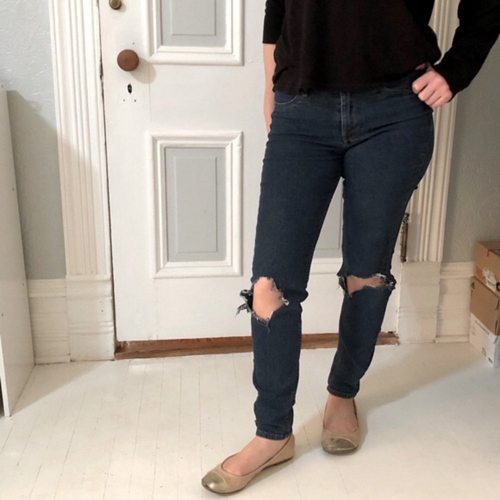 H&M ripped skinny jeans dark wash size 27